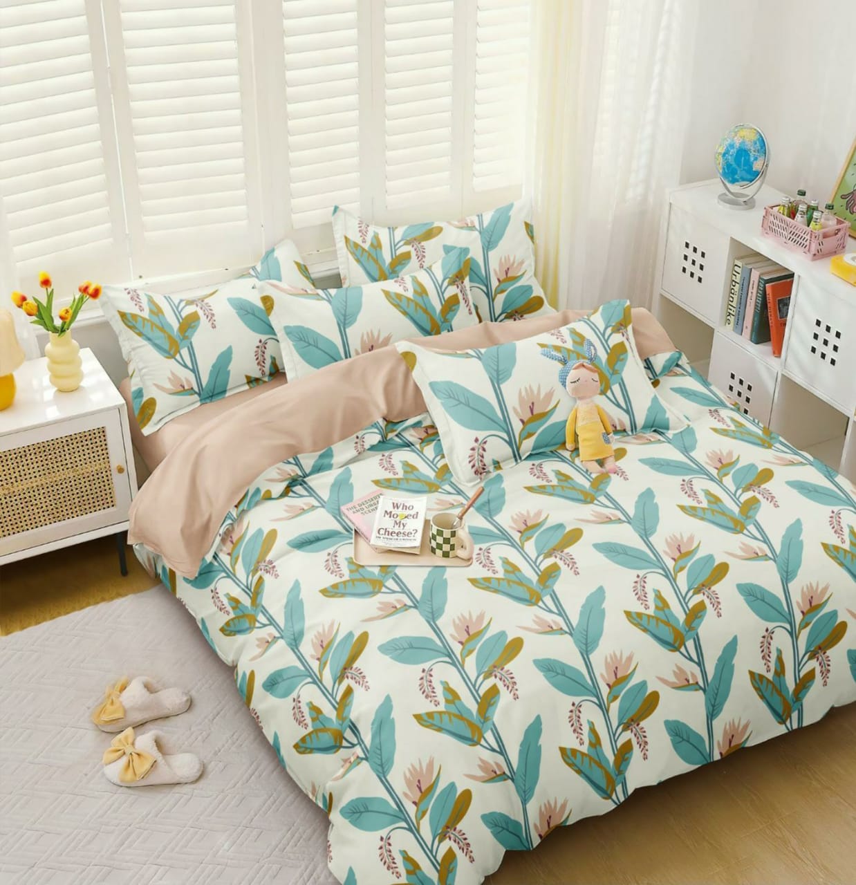 Luxury Micro Fabric Comforter Set – 5 Pieces (King Size)