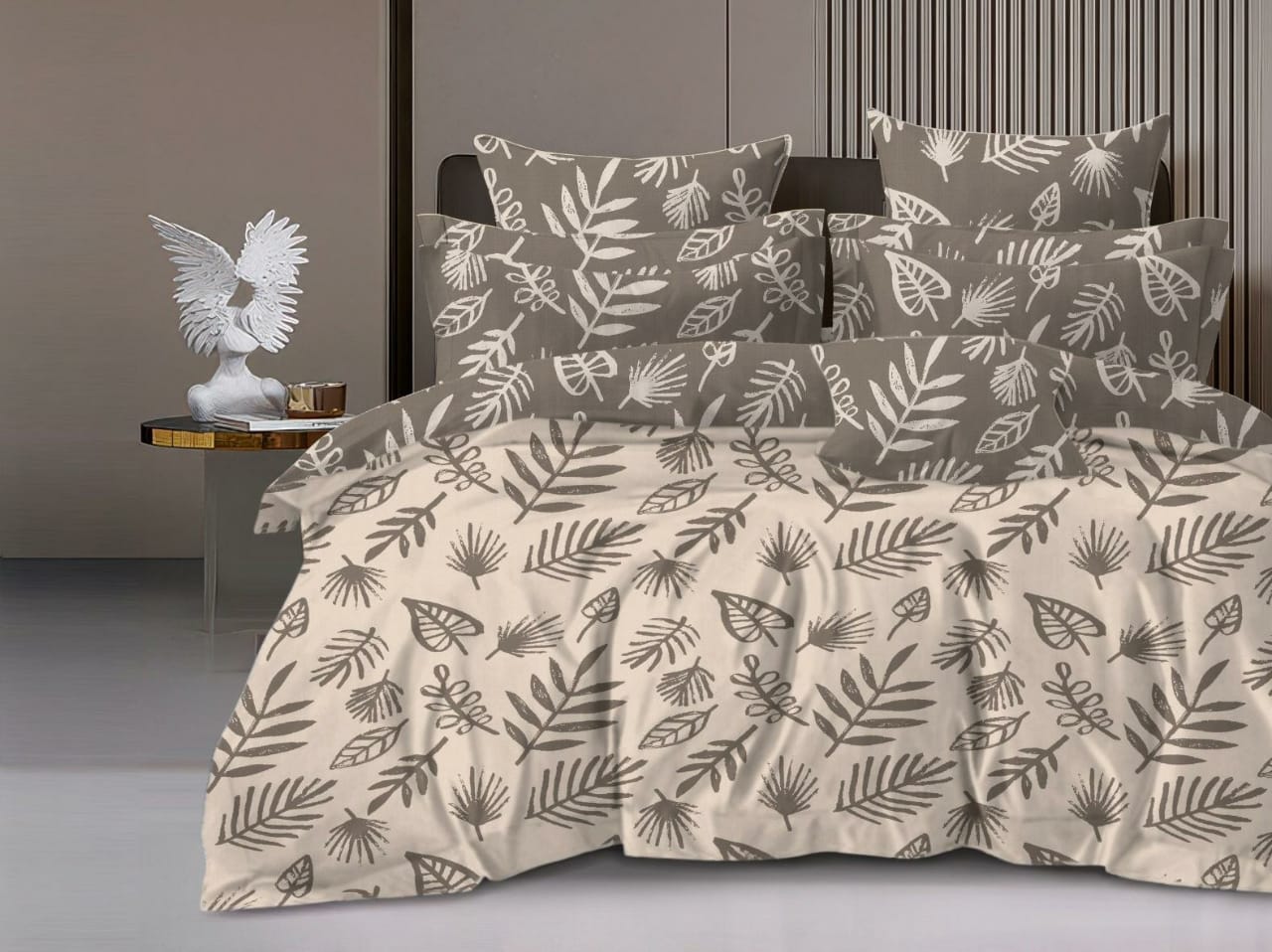 Luxury Micro Fabric Comforter Set – 5 Pieces (King Size)