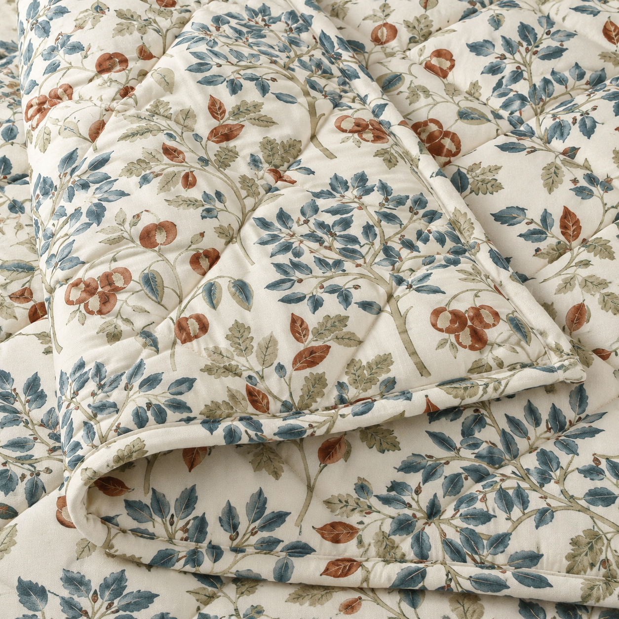 Luxury Designer Comforter Set (4 Pieces) with Elegant Finish