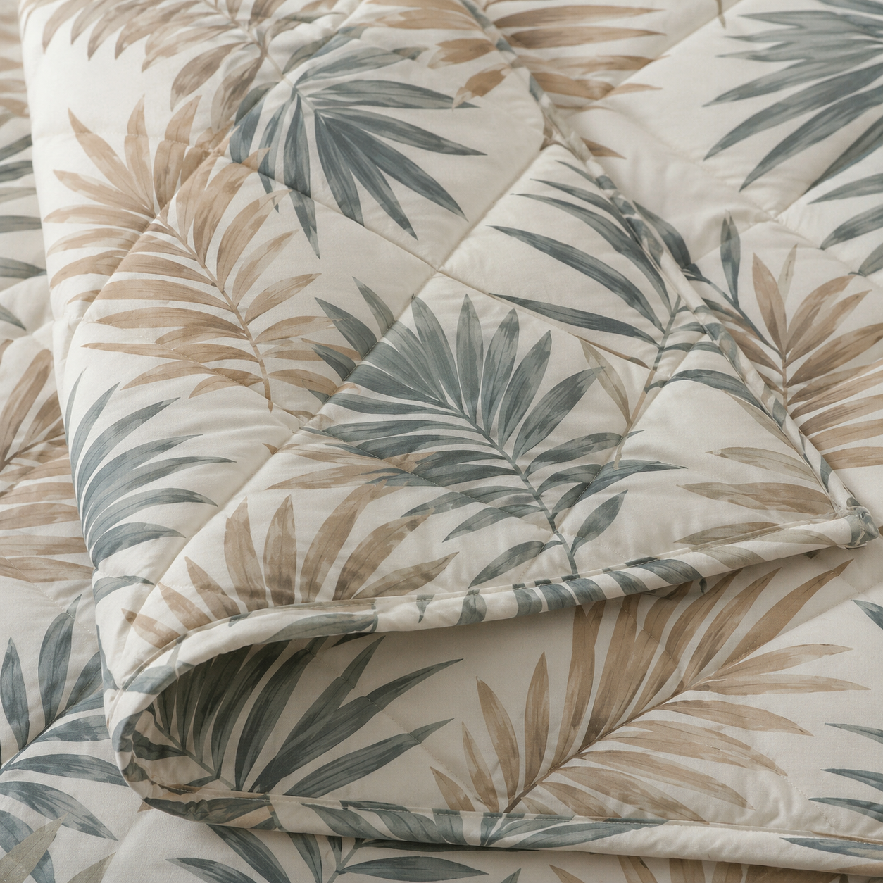 Microfiber Comforter Set – Lightweight, Durable & All-Season Comfort