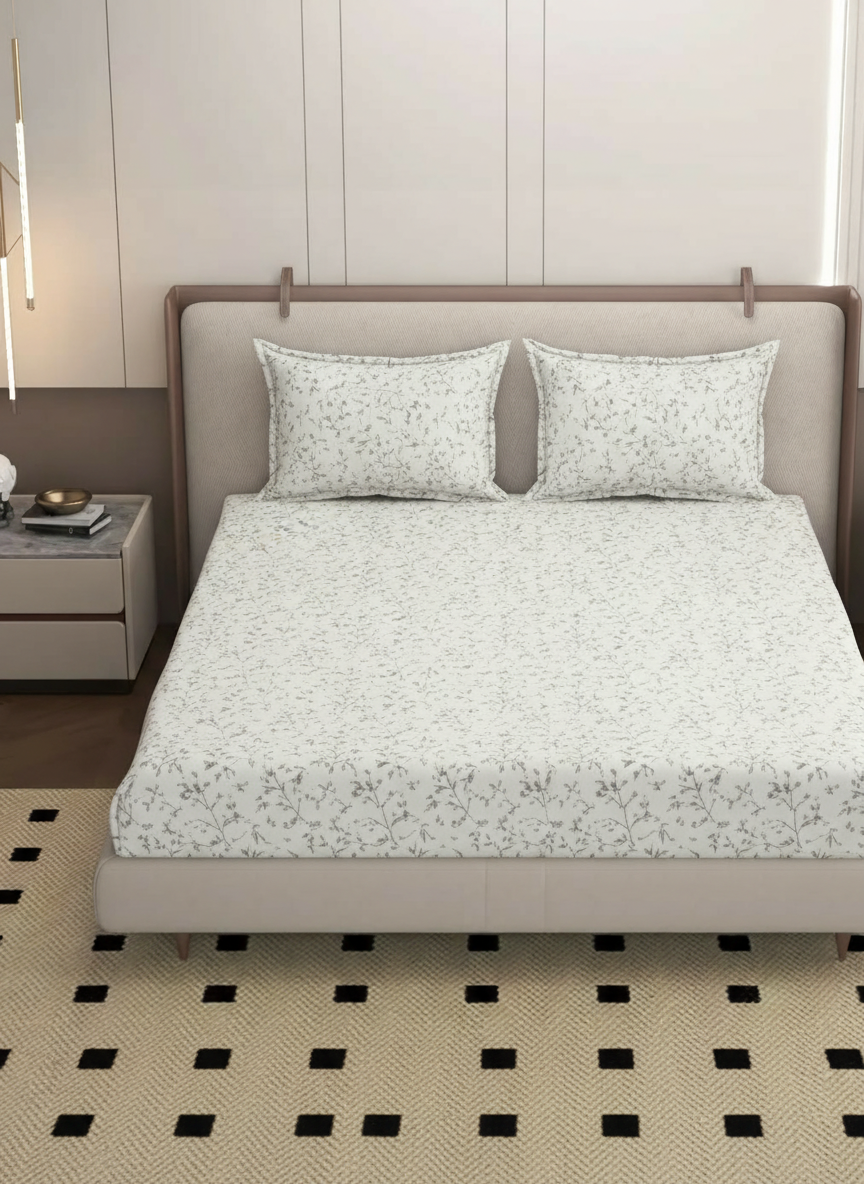 Luxury Bedding Set – Microfiber Bedcover with 2 Pillow Covers | 90 x 95 Inch