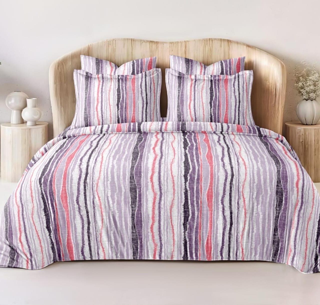 Luxury Bedding Set (4 Pieces) – Comforter, Bedsheet & 2 Pillow Covers
